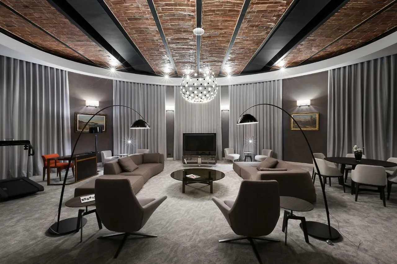 Bankhotel Lviv
